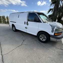 2004 Chevrolet Express