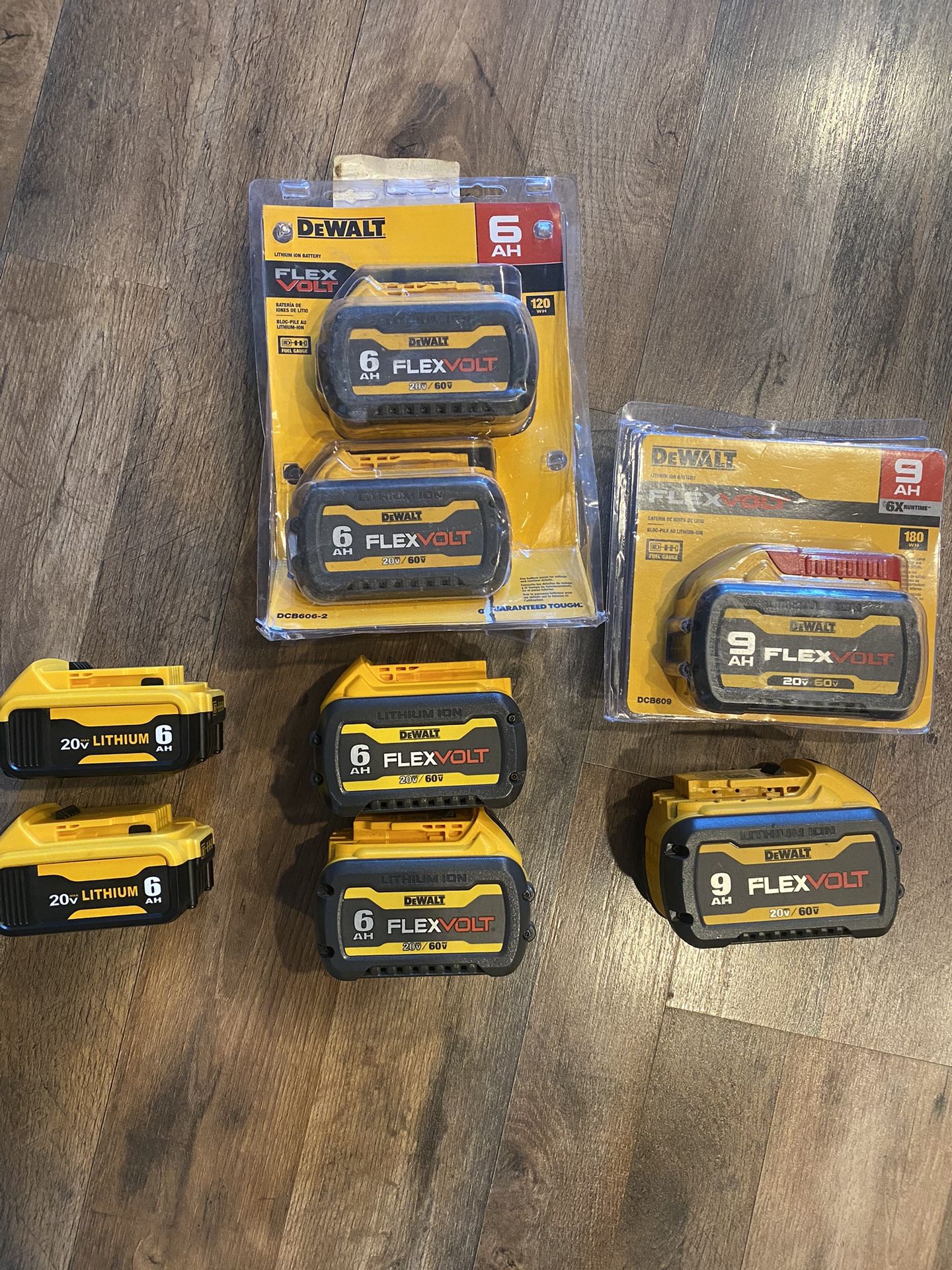 DEWALT 20v And FLEXVOLT BATTERIES 6 Amp And 9 Ah