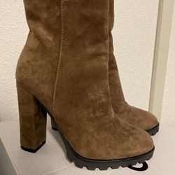 Aldo’s Size 5 Boots 