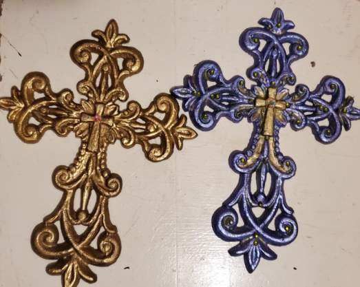 Hand painted cast iron crosses 12x9
