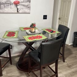 Dining table Table