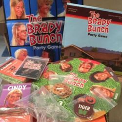 The Brady Bunch Party Board Game For 3-8 Like new