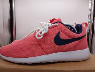 Nike Roshe One Running Shoes Pink Lace-Up Athletic Sneakers Size 9 Women's