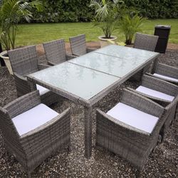 Safavieh 8 Person Wicker Dining Set With Cushions 