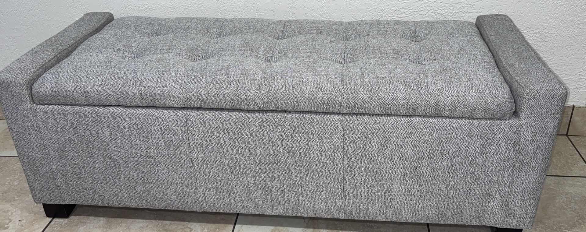 Storage Ottoman 17x51x20