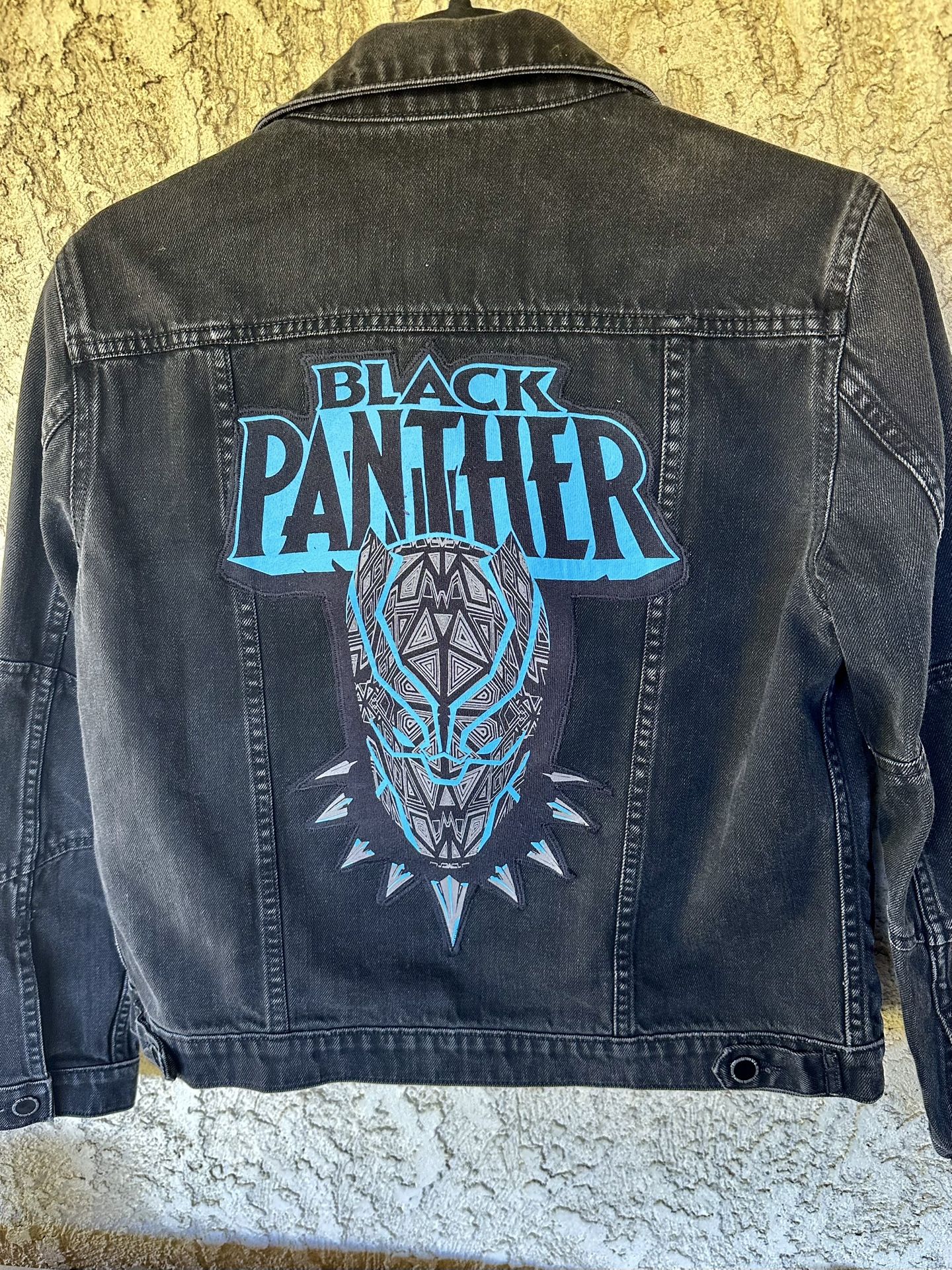 Men's Black Panther Jean Jacket Small