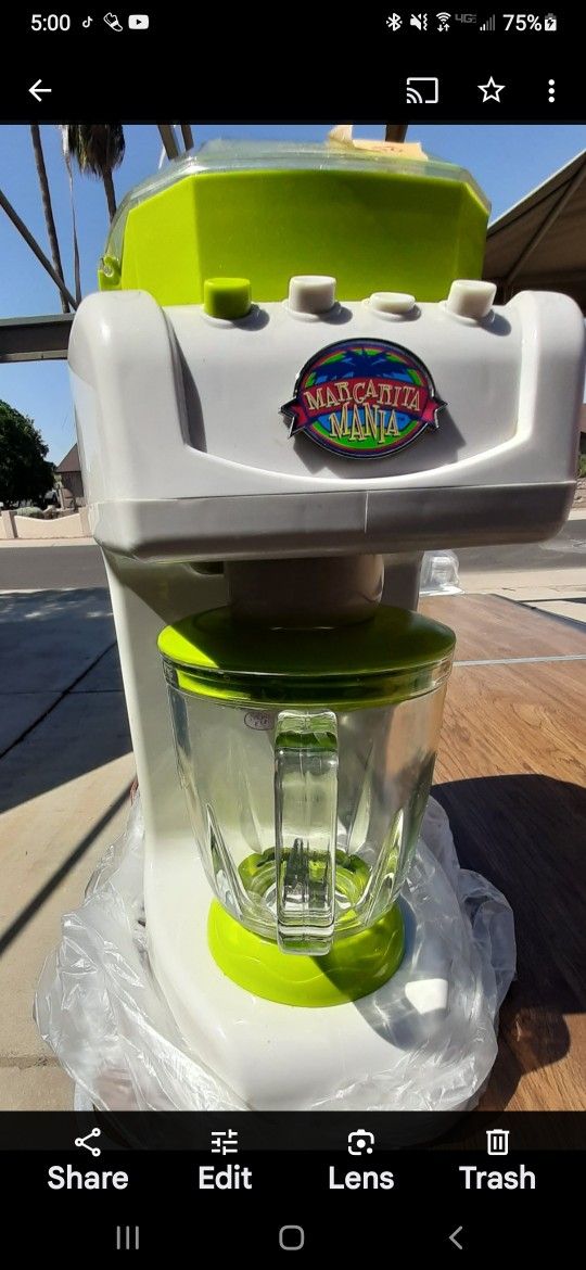 ๐๐๐FROZEN Margarita Mixer / Silverware