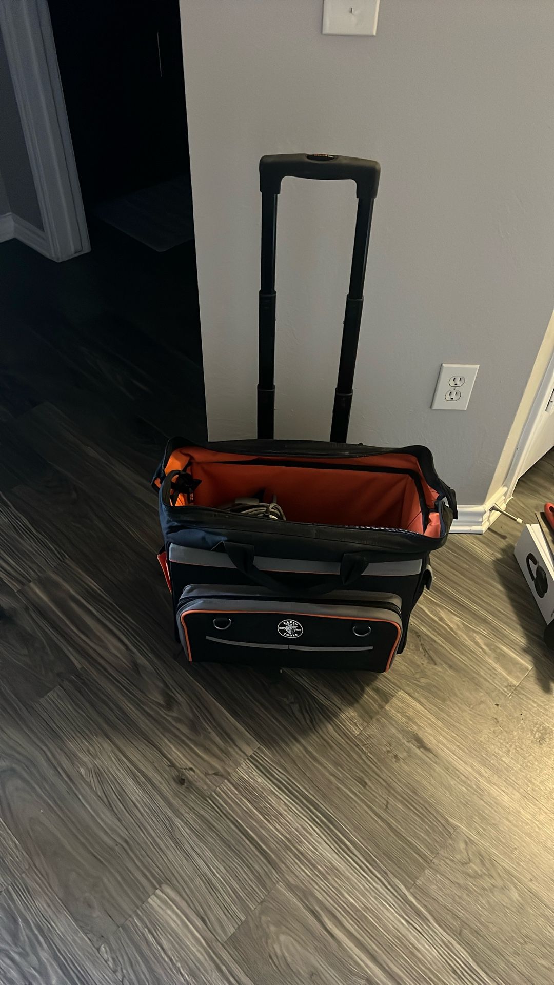 Klein Tools Travel Carrier