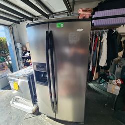 Whirlpool Refrigerator 