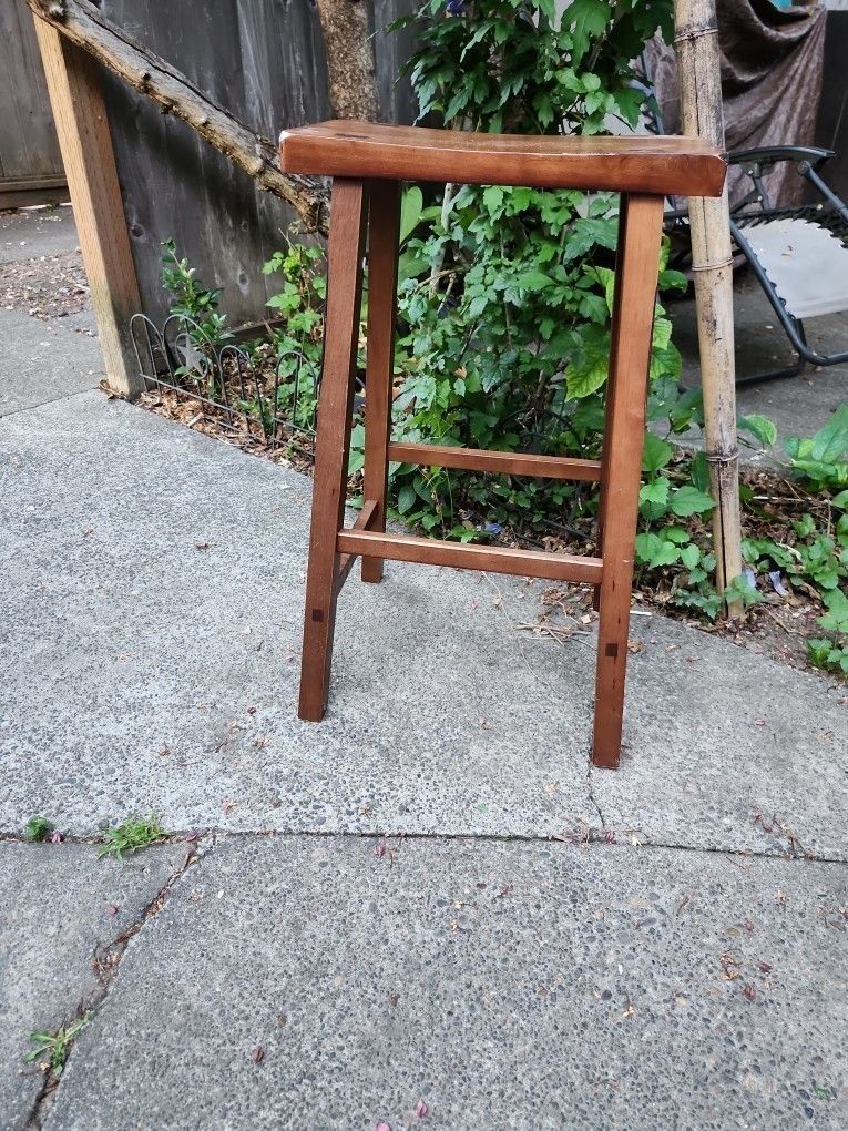 Stool Bench Chair Approx. 30" H 🌻