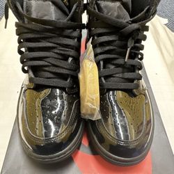 Air Jordan 1 Retro High OG Black Metallic Gold 2020 - Size 10.5 - 555088 032 GC