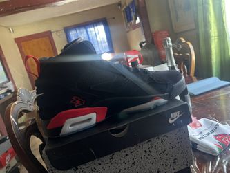 Jordan MVP Black University Red