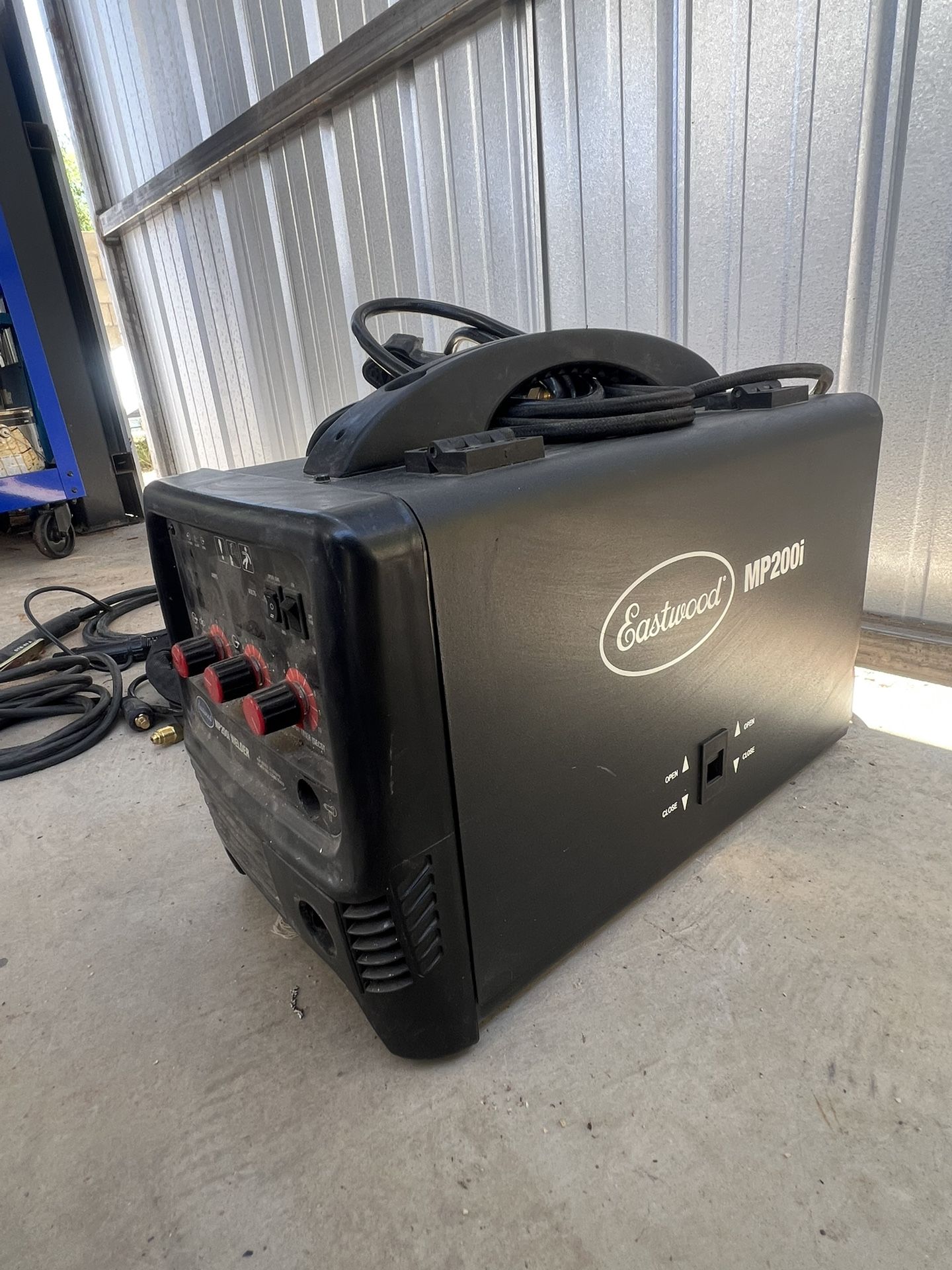 Eastwood MP200i