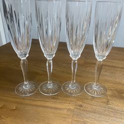 Vintage Set of 4 Champagne Mimosa Heavy Crystal Flutes Cristal D’Arques 9-3/8” France 6 oz