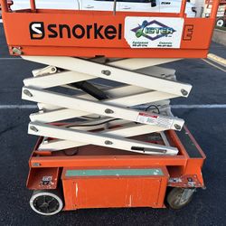 2017 Snorkel S3010 Electric 10 Foot Scissor lift LOW HOURS