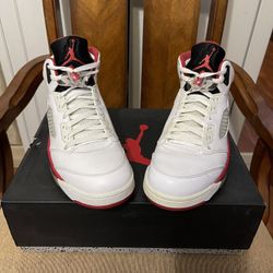 Air Jordan 5 Retro