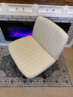 BRAND NEW**Cream Modern Criss Cross office chair with wheels