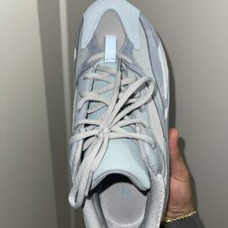 yeezy 700 inertia