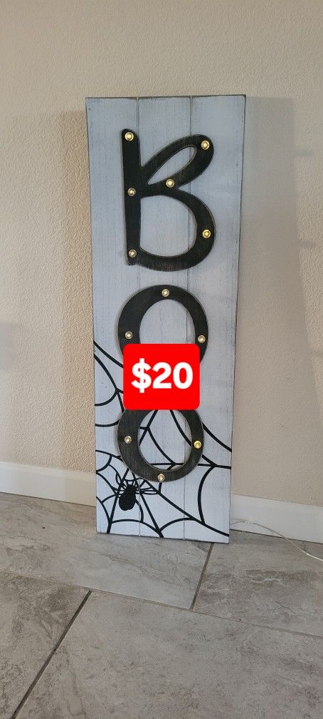 Light Up Wood BOO  Sign