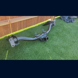 2019 - 2023 GMC SIERRA CHEVY SILVERADO
1500 TOW HITCh TRAILER BAR OEM
GENUINE. NC