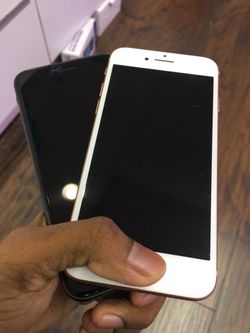 iPhone 8 64GB Factory Unlocked Excellent Condition With Free Charger