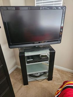 Magnavox TV And TV Stand