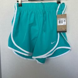 Woman’s Shorts 