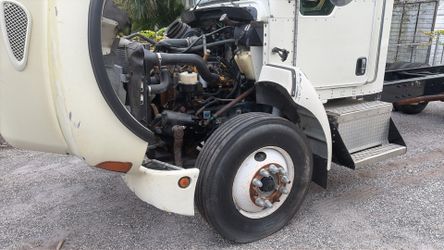 2006 Kw T300 Running Gear