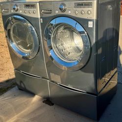LG Electric Washer And Dryer 