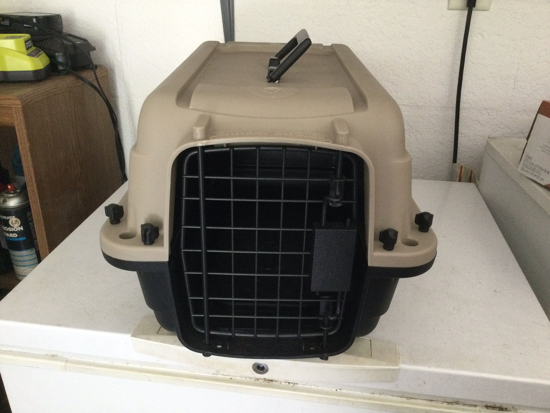 Dog Crate, Small Dog Size 20x12. $20