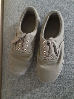 Vans Tennis Shoes 