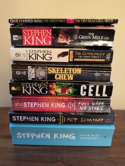 Stephen King paperback book lot of 8