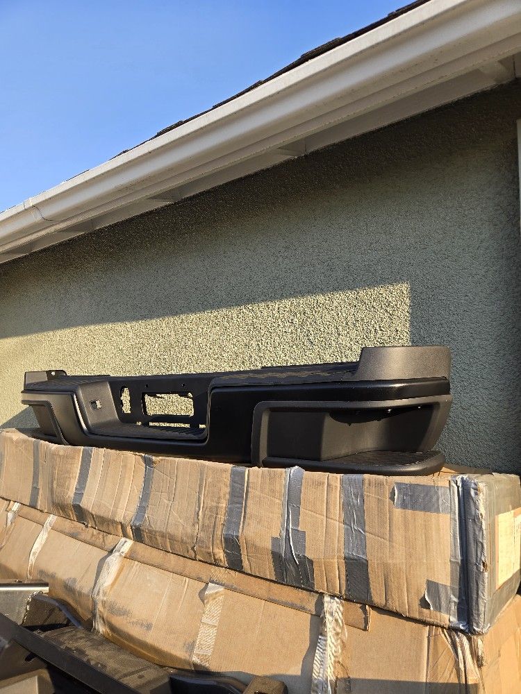 Chevrolet Colorado Rear Bumper