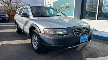 2004 Volvo XC70