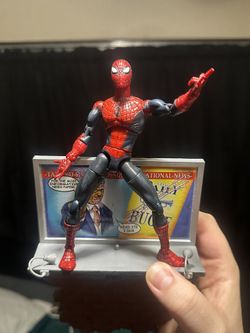 spiderman 2001 figure with billboard base