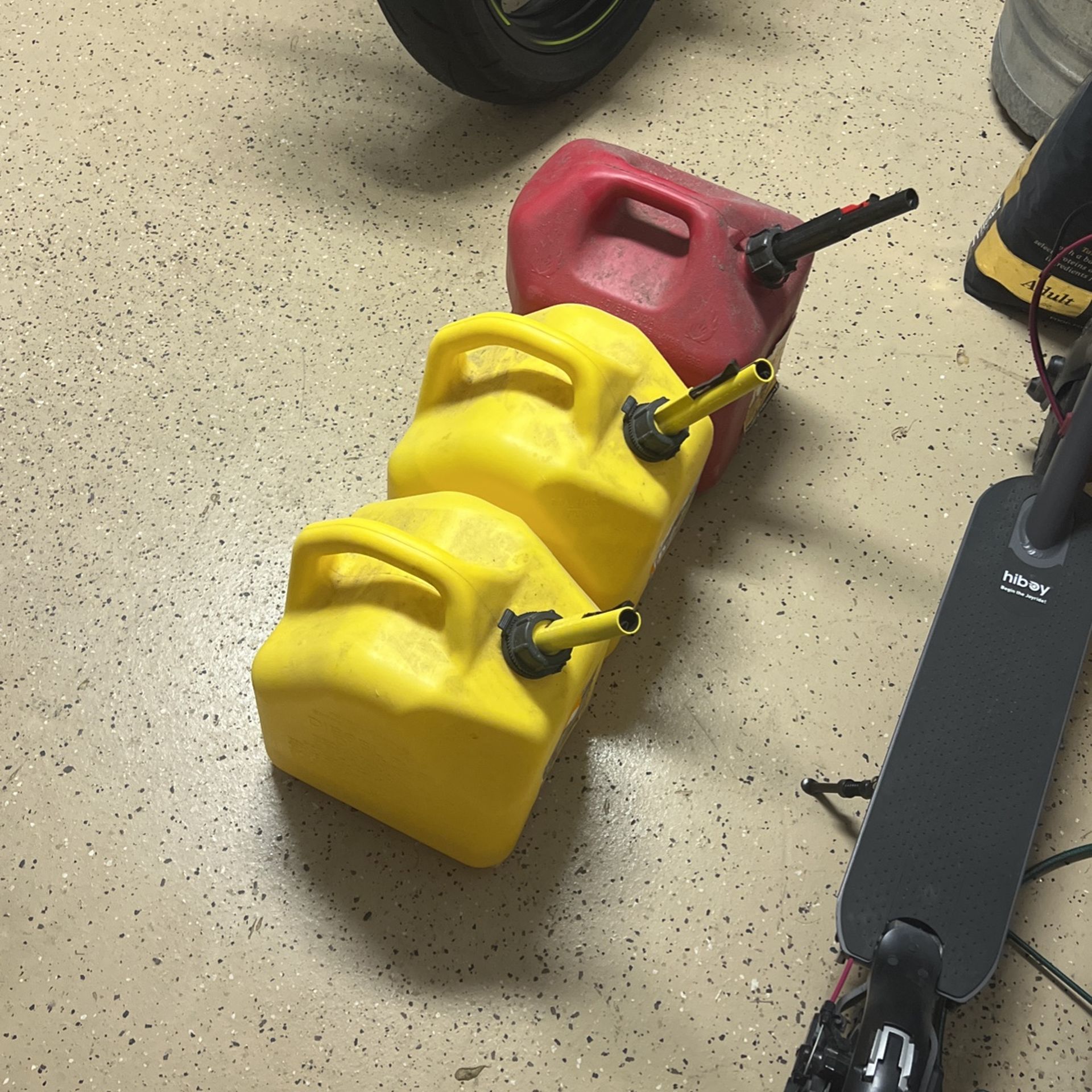 5 Gallon Gas Cans