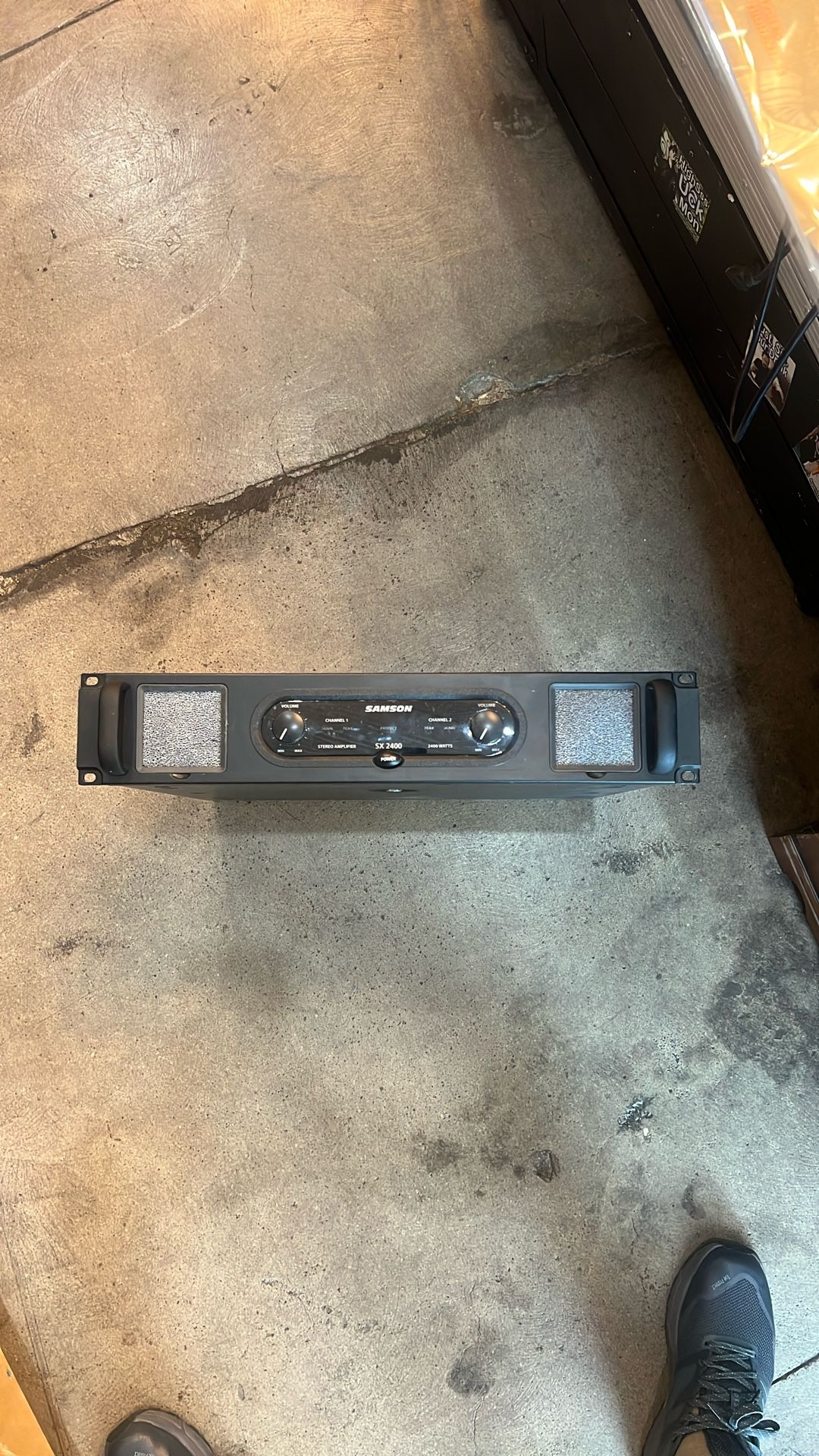 Samson SX 2400 Power Amp