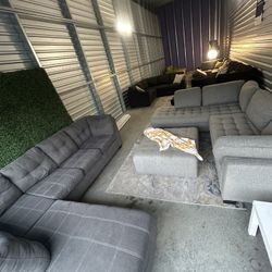 Sectional Sofa / Couches