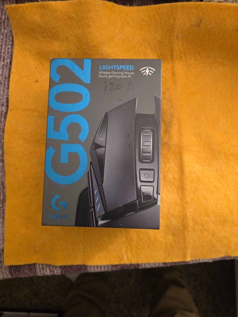 Logitech - G502 Lightspeed Wireless Optical Gaming Mouse with RGB Lighting
