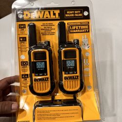 📌DEWALT DXFRS800 Heavy-Duty 2-Watt Walkie Talkies👉( PRECIO FIRME NO MENOS 👉$90 (RECARGABLES 