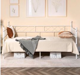 Twin size daybed