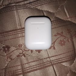 Earbuds With Charger 