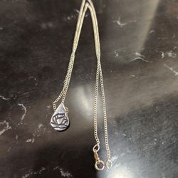 Beautiful STERLING SILVER Rose NECKLACE 