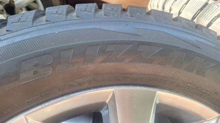 Set of Blizzak 255/55r20 on Mazda rims