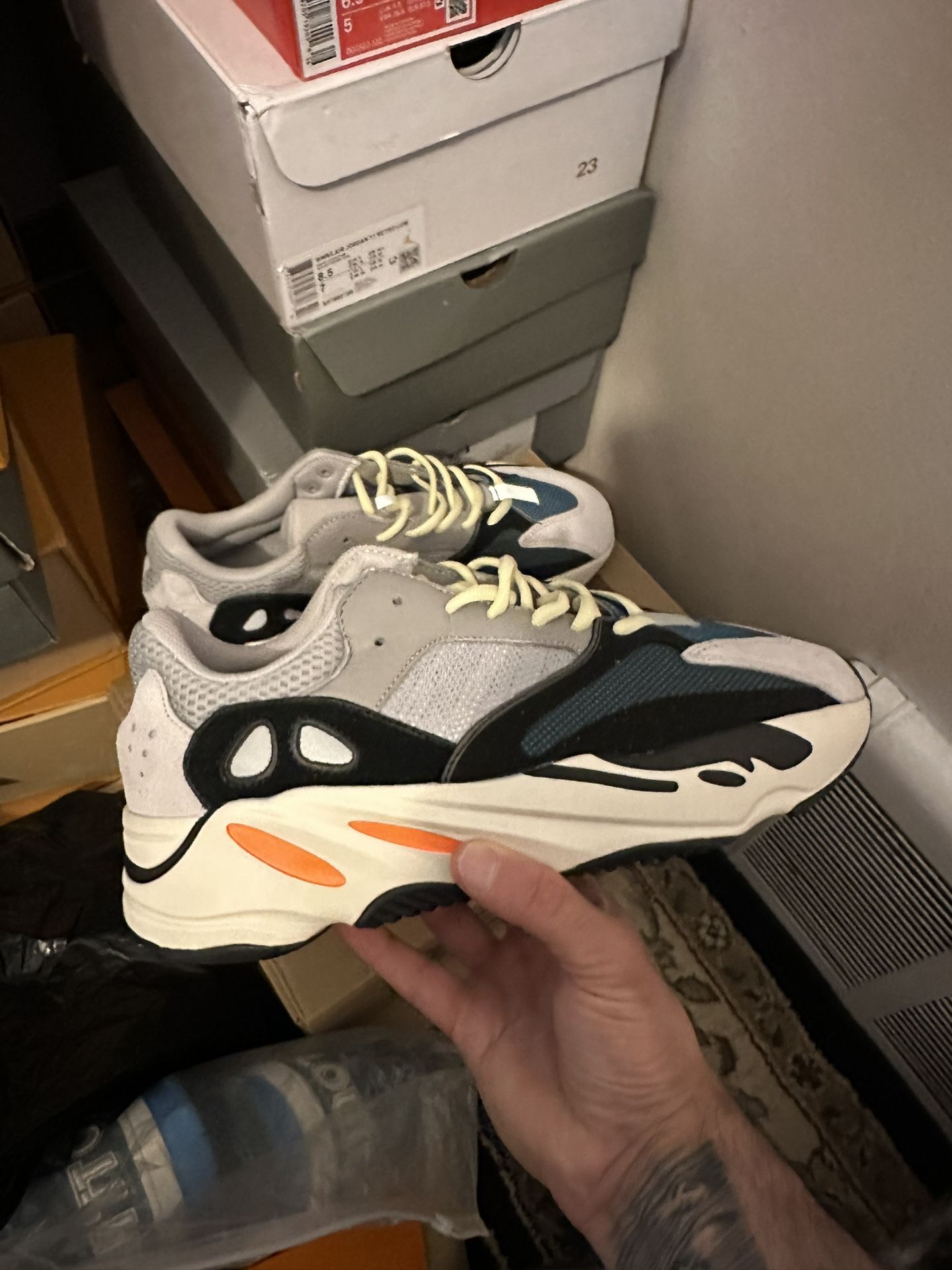 Yeezy 700 Wave Runner Size 10 And 11