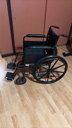 Wheelchair by Medline/Drive 