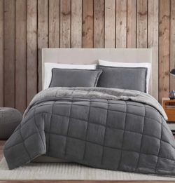 Gray Plush Reversible Comforter Set with Shams
