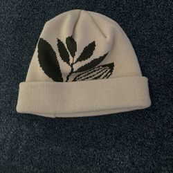 Leaf Beanie 1 Size No Flaws 