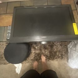 Tv Insignia 30 In-house No Standard 