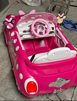 Girl toddler ride on car